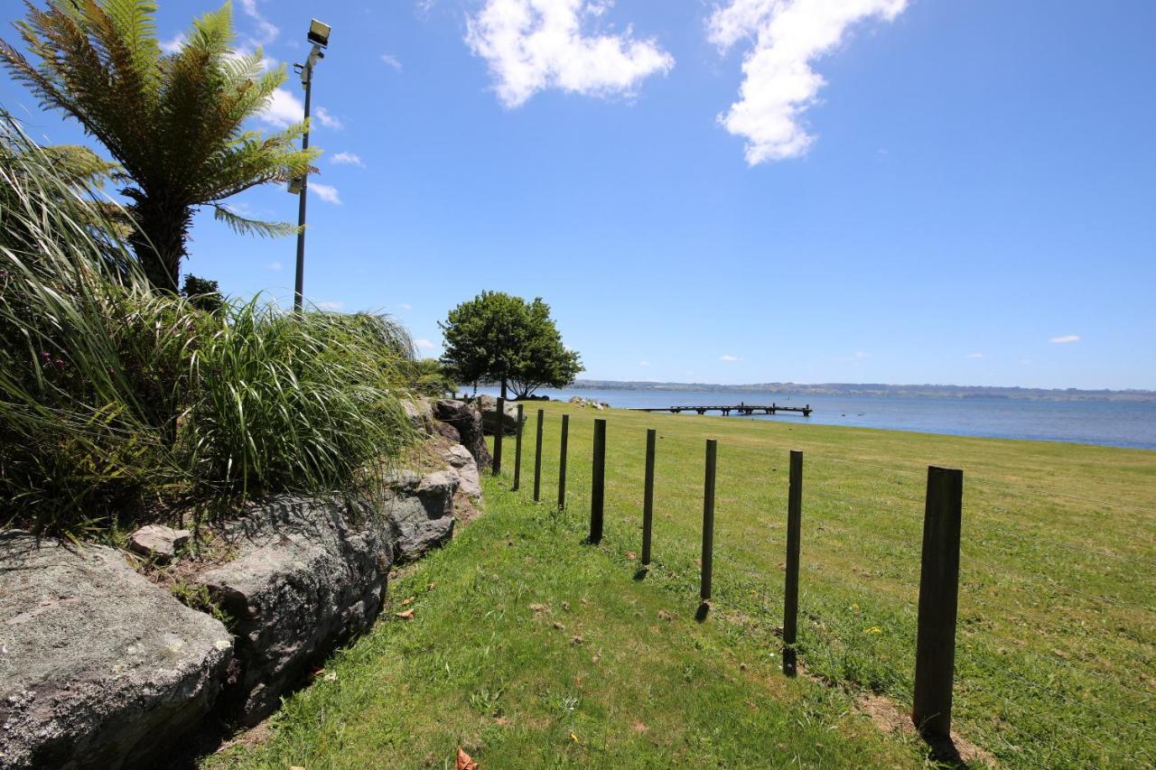 Gemini Lodge Rotorua Buitenkant foto